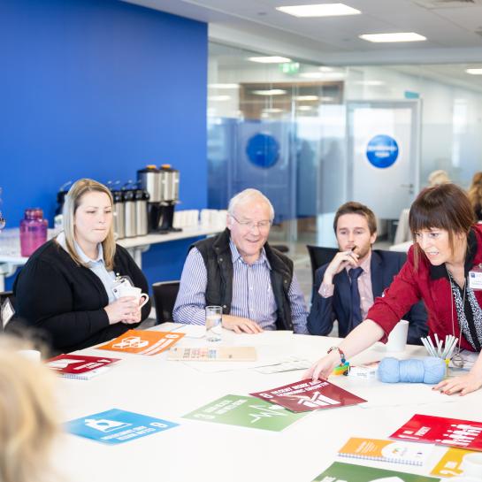 Private companies join forces with civil society in a round table workshop about the SDGs